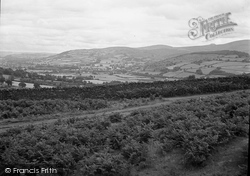 The Beacons From Buckland Hill 1951, Crickhowell