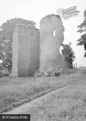 The Castle 1953, Crickhowell