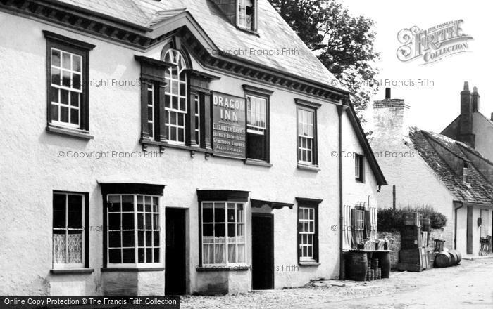 Photo of Crickhowell, The Dragon Inn 1898