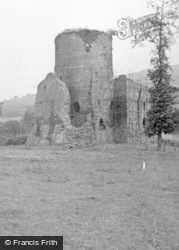 Tretower Castle 1953, Crickhowell