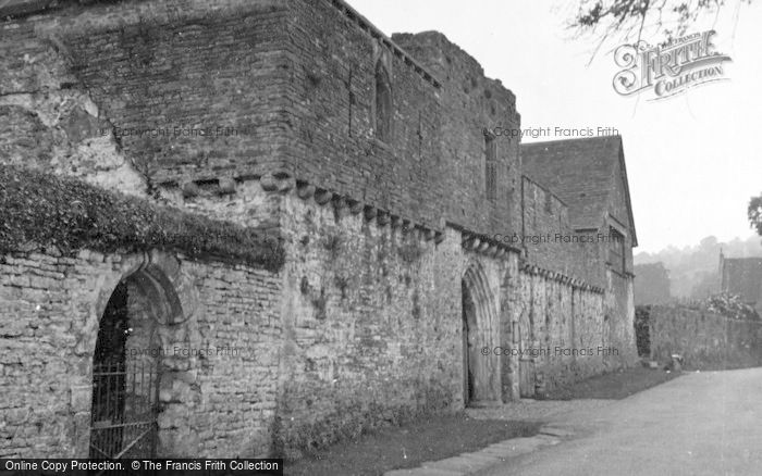 Photo of Crickhowell, Tretower Court 1953