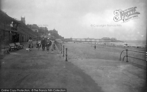 Photo of Cromer, 1933