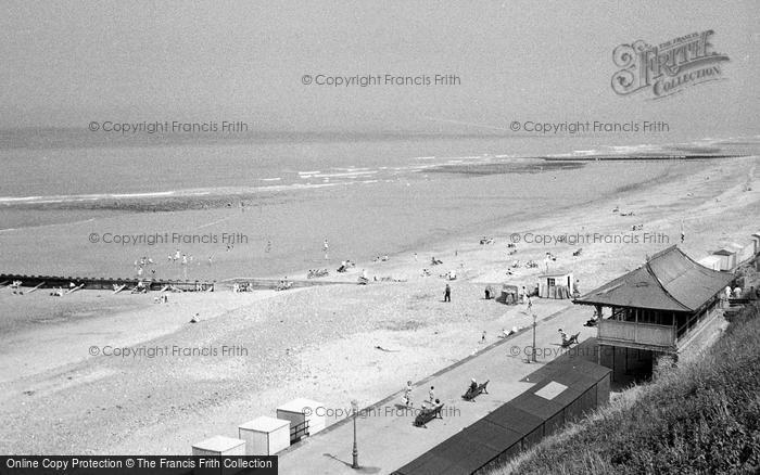 Photo of Cromer, Beach c.1959