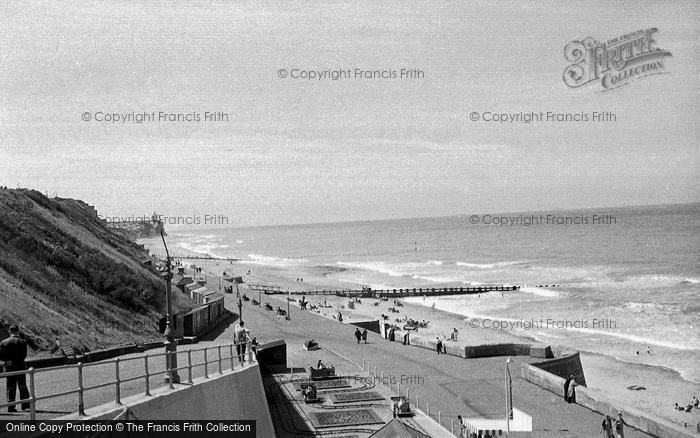 Photo of Cromer, Esplanade And Beach c.1956