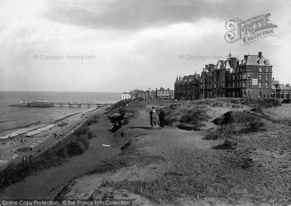 Photo of Cromer, From West 1925