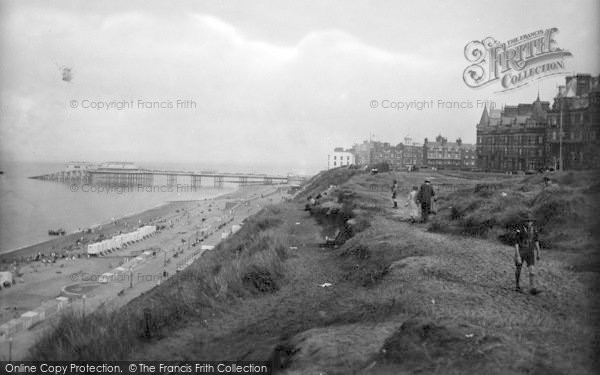 Photo of Cromer, From West Cliff 1925