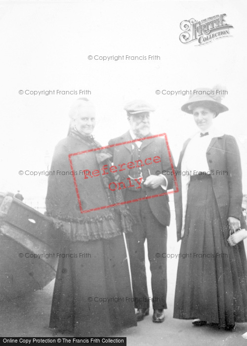 Photo of Cromer, Holiday Makers 1910