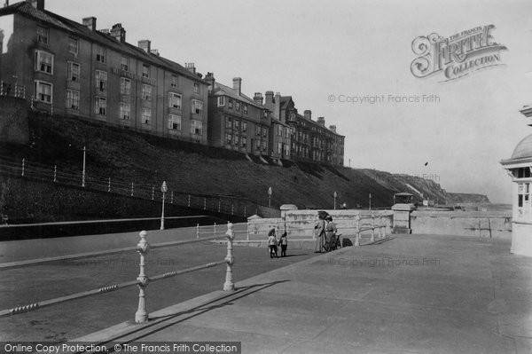 Photo of Cromer, Parade And West Cliff Hotel 1906