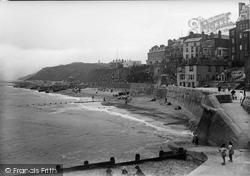 Promenade And Sea Wall 1921, Cromer