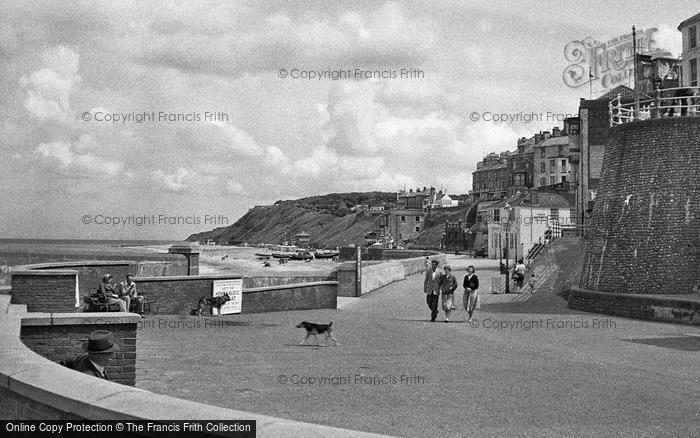 Photo of Cromer, Seafront c.1957