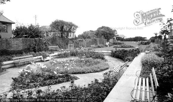 Photo of Cromer, The Gardens, North Lodge Park c.1960