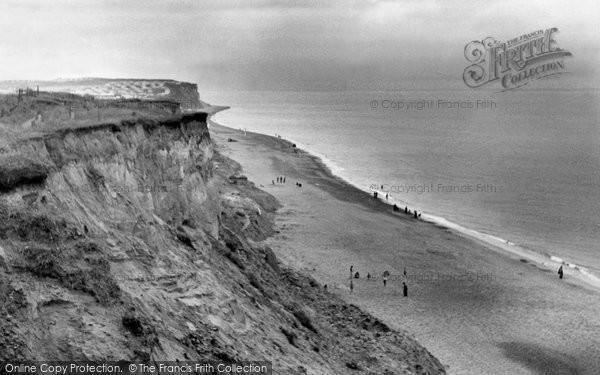 Photo of Cromer, West Beach c.1955