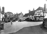 Village 1930, Crondall