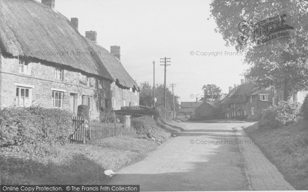 Photo of Cropredy, Chapel Row c.1955