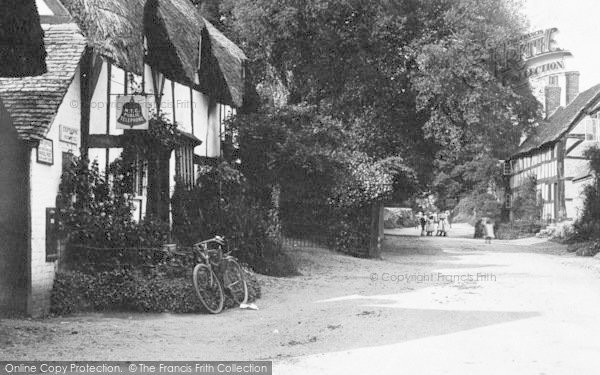 Photo of Cropthorne, The Village, Post Office 1910