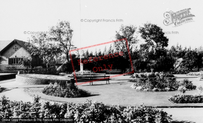 Photo of Crosby, Victoria Park c.1960