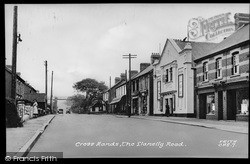 Llanelly Road c.1955, Cross Hands