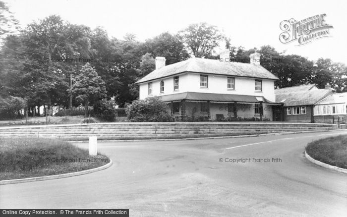 Photo of Crossgates, Guidfa Guest House c.1960