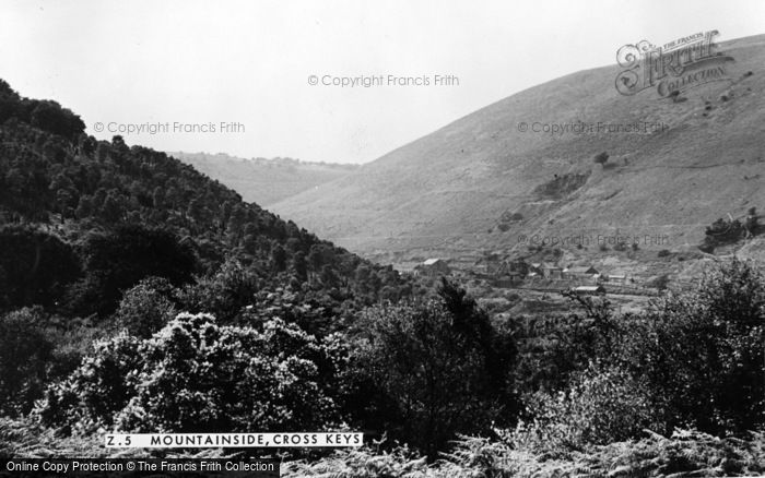 Photo of Crosskeys, Mountainside c.1960