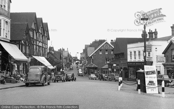 Photo of Crowborough, the Broadway 1954