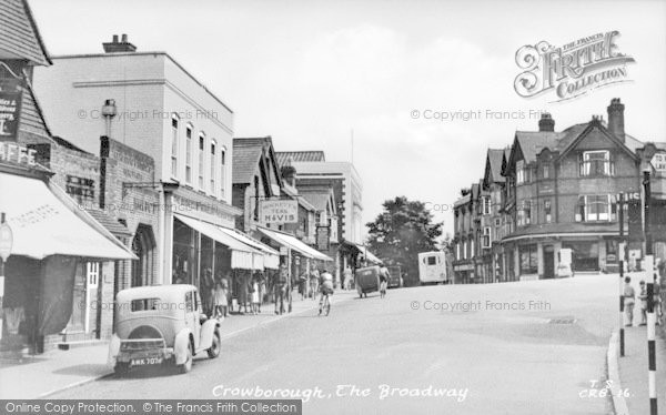 Photo of Crowborough, The Broadway c.1955