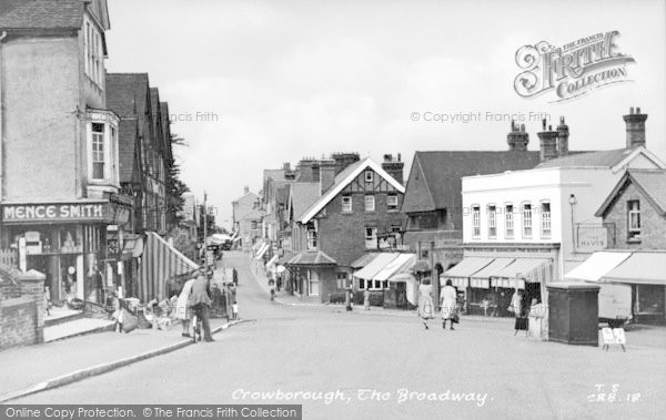 Photo of Crowborough, The Broadway c.1955