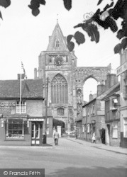 The Abbey c.1955, Crowland