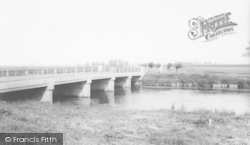 The Welland Bridge c.1965, Crowland
