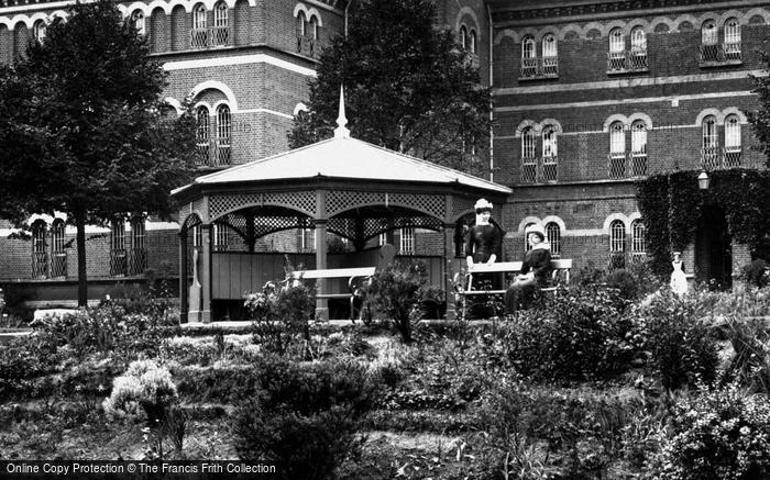 Photo of Crowthorne, Bandstand, Broadmoor Asylum 1910