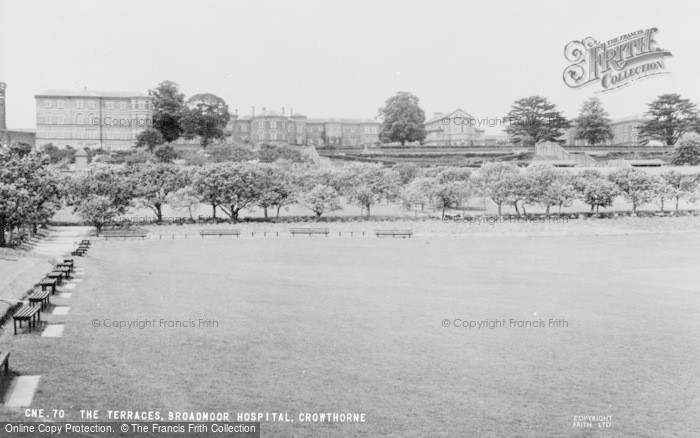Photo of Crowthorne, Broadmoor Hospital, Terraces c.1960