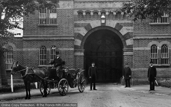 Photo of Crowthorne, Carriage Outside Broadmoor Asylum Entrance 1910
