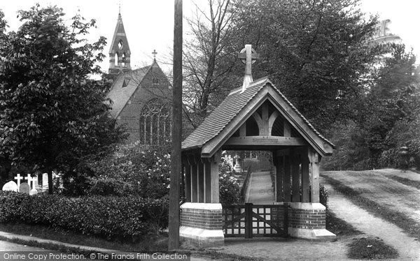 Photo of Crowthorne, Church And Lychgate 1914