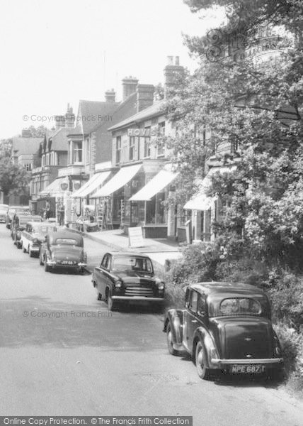 Photo of Crowthorne, Dukes Ride, Cars c.1960