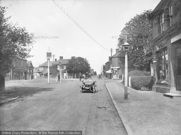 Photo of Crowthorne, High Street 1921