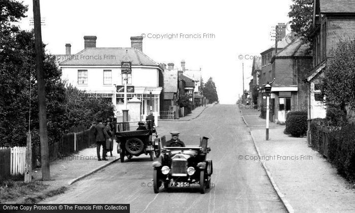 Photo of Crowthorne, High Street 1925