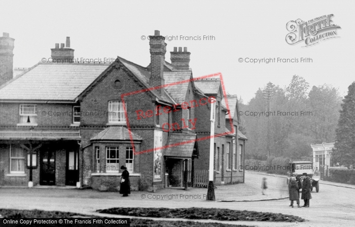 Photo of Crowthorne, High Street 1925