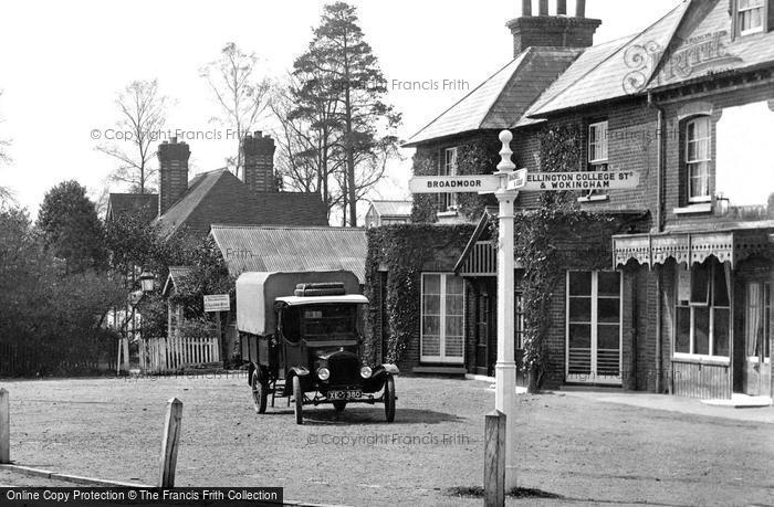Photo of Crowthorne, The Iron Duke 1921