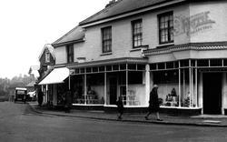 Village Store 1925, Crowthorne