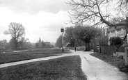 1903, Croxley Green