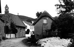 Church And Village 1912, Croyde