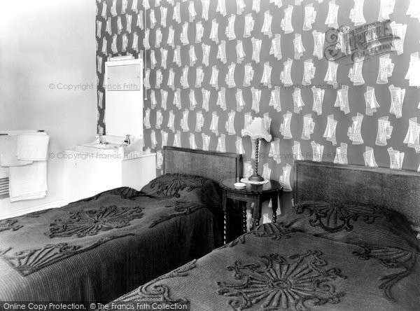 Photo of Croyde, Middleboro Hotel, A Bedroom c.1960