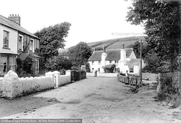 Photo of Croyde, The Village 1912