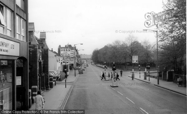 Photo of Croydon, Brighton Road c.1965