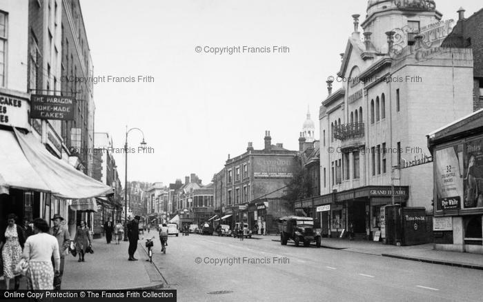 Photo of Croydon, Grand Theatre, High Street c.1955