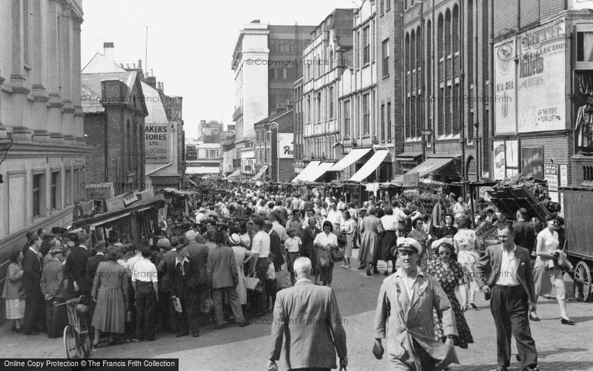 Croydon, Surrey Street Market c1955