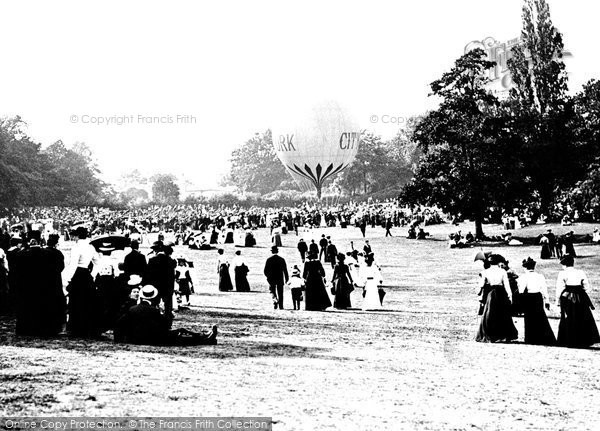 Photo of Crystal Palace, Park 1890