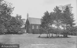 College Chapel 1900, Culham
