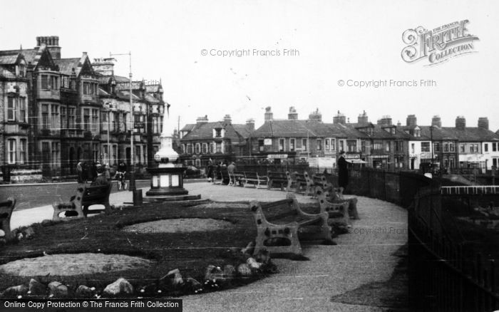 Photo of Cullercoats, The Bank Top c.1955