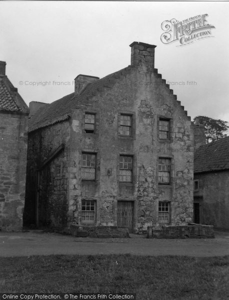 Photo of Culross, House With Sundial 1953