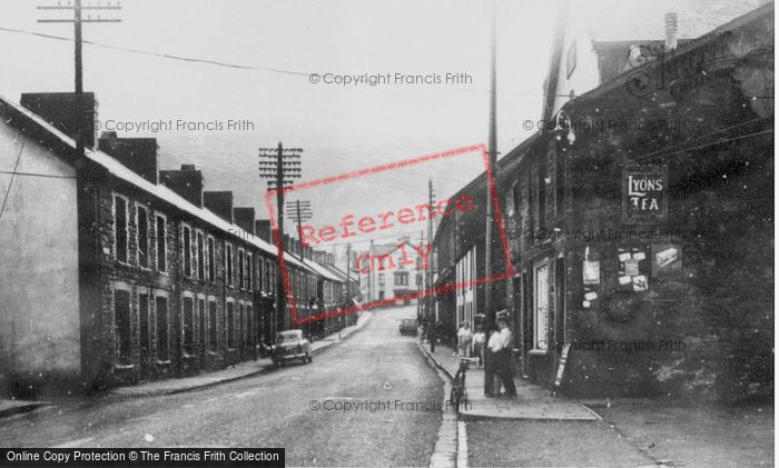 Photo of Cwmaman, Fforchaman Road c.1960